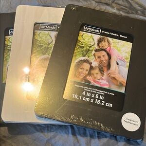 ArtMinds 4x6 Picture Frame Set - Black